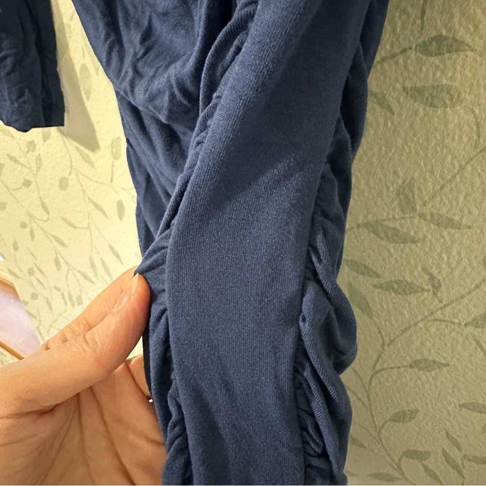 Ruched Bodycon Dress - Picture 4 of 5